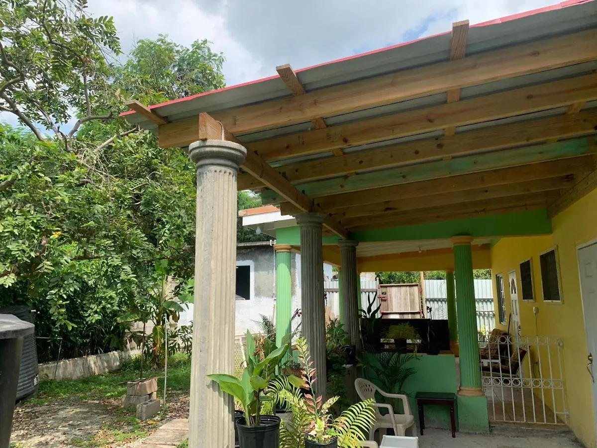 Apartment Shalom Suite 2, Manor Park Kingston Jamaica